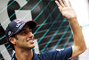 Foto zur News: Pechvogel Ricciardo: Das Lächeln stirbt zuletzt