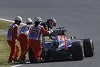Foto zur News: &quot;Suzie&quot; zickt: Vettel rollt aus und greift zum Feuerlöscher