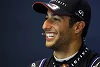 Foto zur News: Ricciardo mit Bandini-Trophäe ausgezeichnet