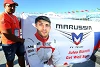 Foto zur News: #ForzaJules: Plakate, Aufkleber und Wünsche an jeder Ecke