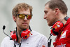 Foto zur News: Vettel feiert Debüt im Ferrari: Kurze Ausfahrt in Fiorano