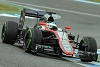 Foto zur News: Endlich: Alonso dreht mit dem McLaren-Honda einige Runden