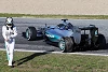 Foto zur News: Formel-1-Weltmeister Hamilton: Der erste Test tut immer weh