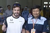 Foto zur News: Fernando Alonso und Valtteri Bottas: Startfreigabe für