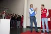Foto zur News: Sebastian Vettel schwört Ferrari ein: &quot;Bin immer bei euch&quot;