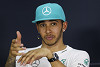 Foto zur News: Formel-1-Live-Ticker: Lewis Hamilton tritt in Fettnäpfchen