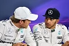 Foto zur News: Hamilton verhöhnt Rosberg: &quot;Muss mir keine Sorgen machen&quot;