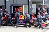 Foto zur News: Red Bull in Problemen: Technikpech und Taktikpatzer