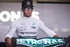 Foto zur News: Lewis Hamilton: Social-Media-Fauxpas mit Sturmgewehr