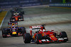 Foto zur News: Formel 1 Singapur 2015: Sebastian Vettel cruist zum Sieg