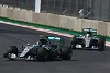 Foto zur News: Taktikärger bei Mercedes: Hamilton hinterfragt Reifenspiel