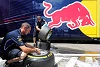 Foto zur News: Ausstieg droht: Ecclestone warnt Teams vor Pirelli-Kritik