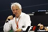 Foto zur News: Interview: FIA-Mann Charlie Whiting erklärt das Funkverbot