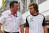 Foto zur News: McLaren will Fernando Alonso über 2017 hinaus halten