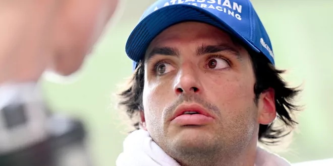 Foto zur News: Sainz &quot;vom Ehrgeiz zerfressen&quot;?
