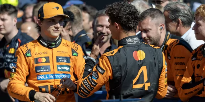 Foto zur News: McLaren von Red Bull &quot;überrascht&quot;