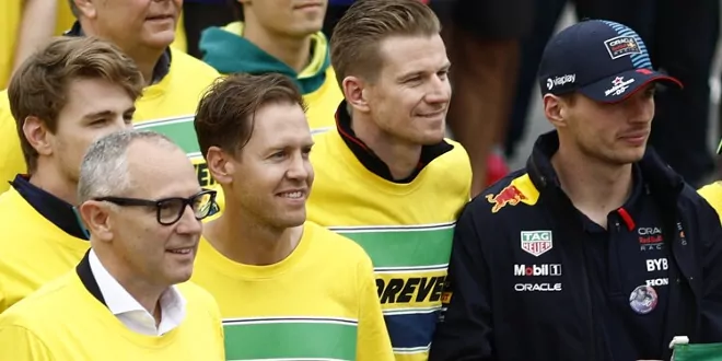 Foto zur News: Vettel in Marko-Rolle? &quot;Vorstellbar&quot;