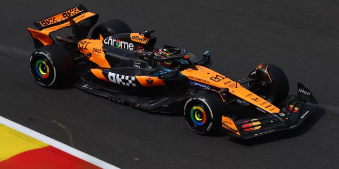 Foto zur News: Piastri vor Verstappen auf P1