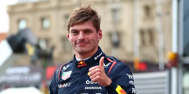 Foto zur News: Verstappen sauer nach Baku-Pole