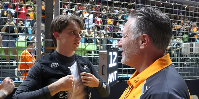 Foto zur News: Hat Piastri Zak Brown ignoriert?
