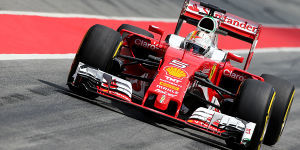 Formel 1 Testfahrten Barcelona: Vettel schneller als Rosberg