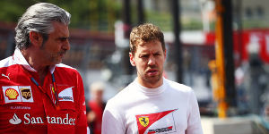 Foto zur News: Arrivabene verteidigt Ferrari gegen Reporter-Kritik