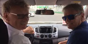 Foto zur News: Eine Runde mit Hermann Tilke: "Bei 340 hört der Computer