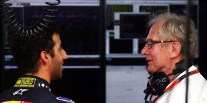 Foto zur News: Ricciardo bleibt bis 2018: &quot;Helmut Marko mag mich&quot;