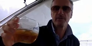 Foto zur News: Ein Drink mit Eddie Irvine: Le Mans ist mir zu gefährlich