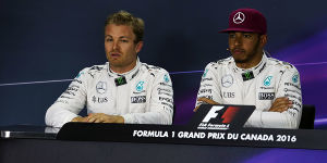 Foto zur News: Nach Montreal: Rosberg spricht Hamilton auf erste Kurve an