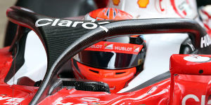 Foto zur News: Formel 1 Österreich 2016: Ferrari testet neues &quot;Halo&quot;-System