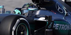 Foto zur News: Formel 1 Österreich 2016: Rosberg foppt Hamilton mit