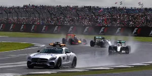 Foto zur News: Crash mit dem Safety-Car: Wie Hamilton der Blamage entging