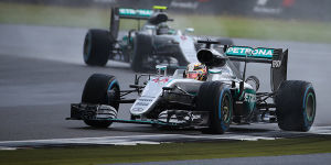 Foto zur News: Lewis Hamilton: Im Regen &quot;größere Eier&quot; als Nico Rosberg
