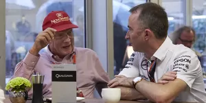 Foto zur News: Formel-1-Live-Ticker: Paddy Lowe will Niki Lauda verpetzen