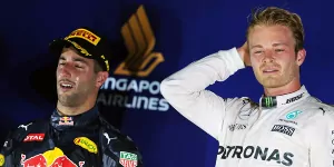 Foto zur News: Nico Rosberg: &quot;Hätte Ricciardo noch länger hinten gehalten&quot;