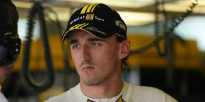 Foto zur News: Renault-Simulator: Robert Kubica zurück im Formel-1-Cockpit