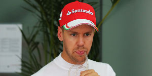 Foto zur News: Wegen Crash: Startplatzstrafe für Sebastian Vettel in Japan!