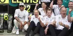 Foto zur News: Kehrtwende: Hamilton will seine Mechaniker 2017 behalten