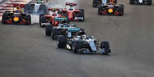 Foto zur News: Button: Warum die neuen Regeln Mercedes entgegenkommen