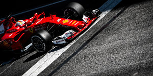 Foto zur News: Vettel &quot;provokativ&quot;: Red-Bull-Berater Marko warnt vor