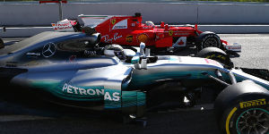 Foto zur News: Mercedes-Piloten räumen ein: Unterschied zu Ferrari
