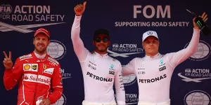 Foto zur News: Formel 1 China 2017: Hamilton mit &quot;Spezialrunde&quot; auf Pole