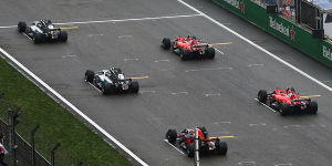 Foto zur News: Legal oder nicht: Vettel wegen China-Start in der Kritik