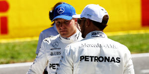 Foto zur News: Knackpunkt Start: Hamilton nimmt sich Bottas zum Vorbild
