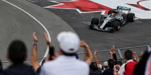 Foto zur News: Mercedes #AND# Hamilton wiedererstarkt, aber &quot;ein bisschen