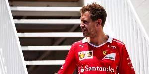 Foto zur News: Keine weitere Strafe: Vettel kommt mit blauem Auge davon