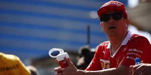 Foto zur News: &quot;Nachzügler&quot; Räikkönen: Ferrari-Boss macht wieder Dampf
