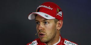 Foto zur News: Trotz Ferrari-Updates: Vettel sieht Mercedes als Favorit in