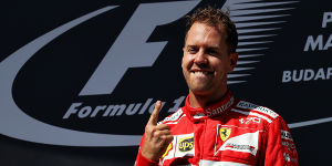 Foto zur News: Vertragsverhandlungen in Spa: Hat Vettel unterschrieben?
